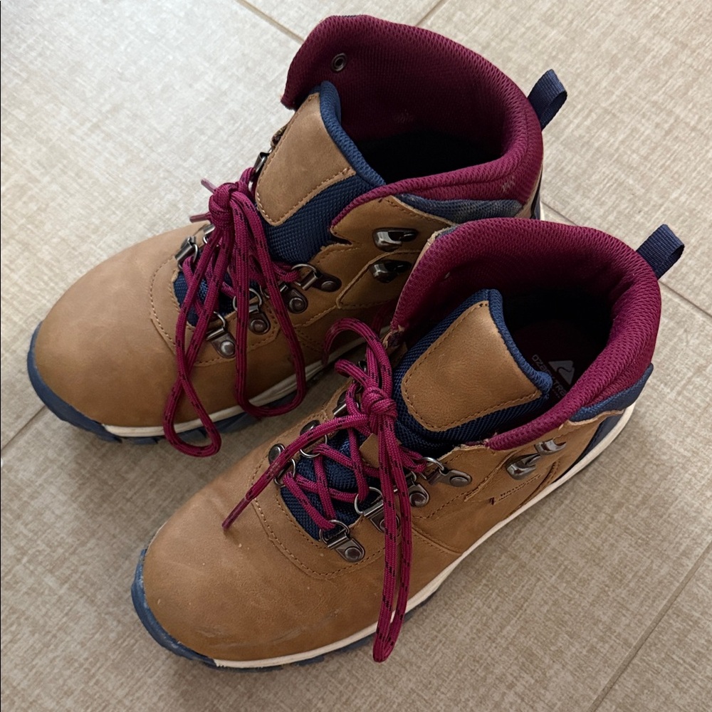Women's Brown and Blue Winter Boots